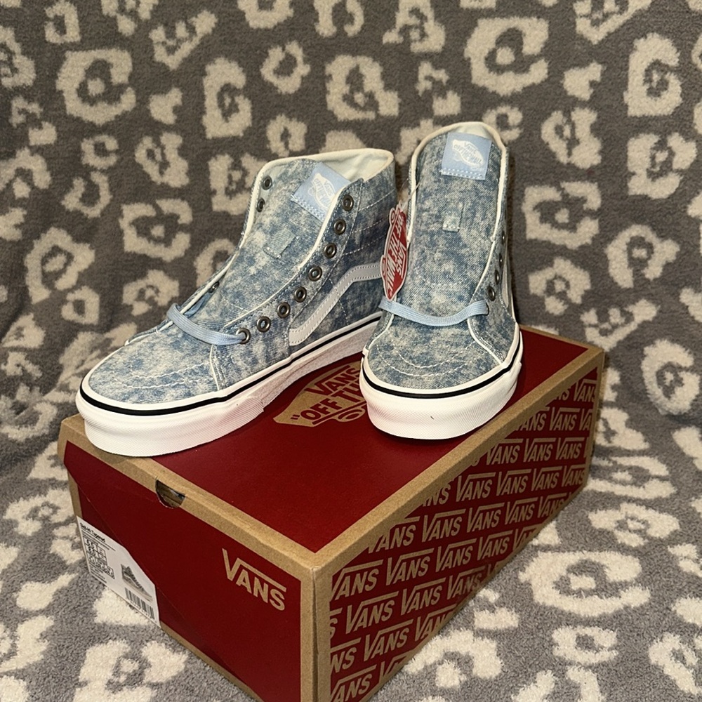 New 🆕 Vans SK8-Hi Tapered Canvas (Denim Destroy Winter Sky Blue Marshmallow)